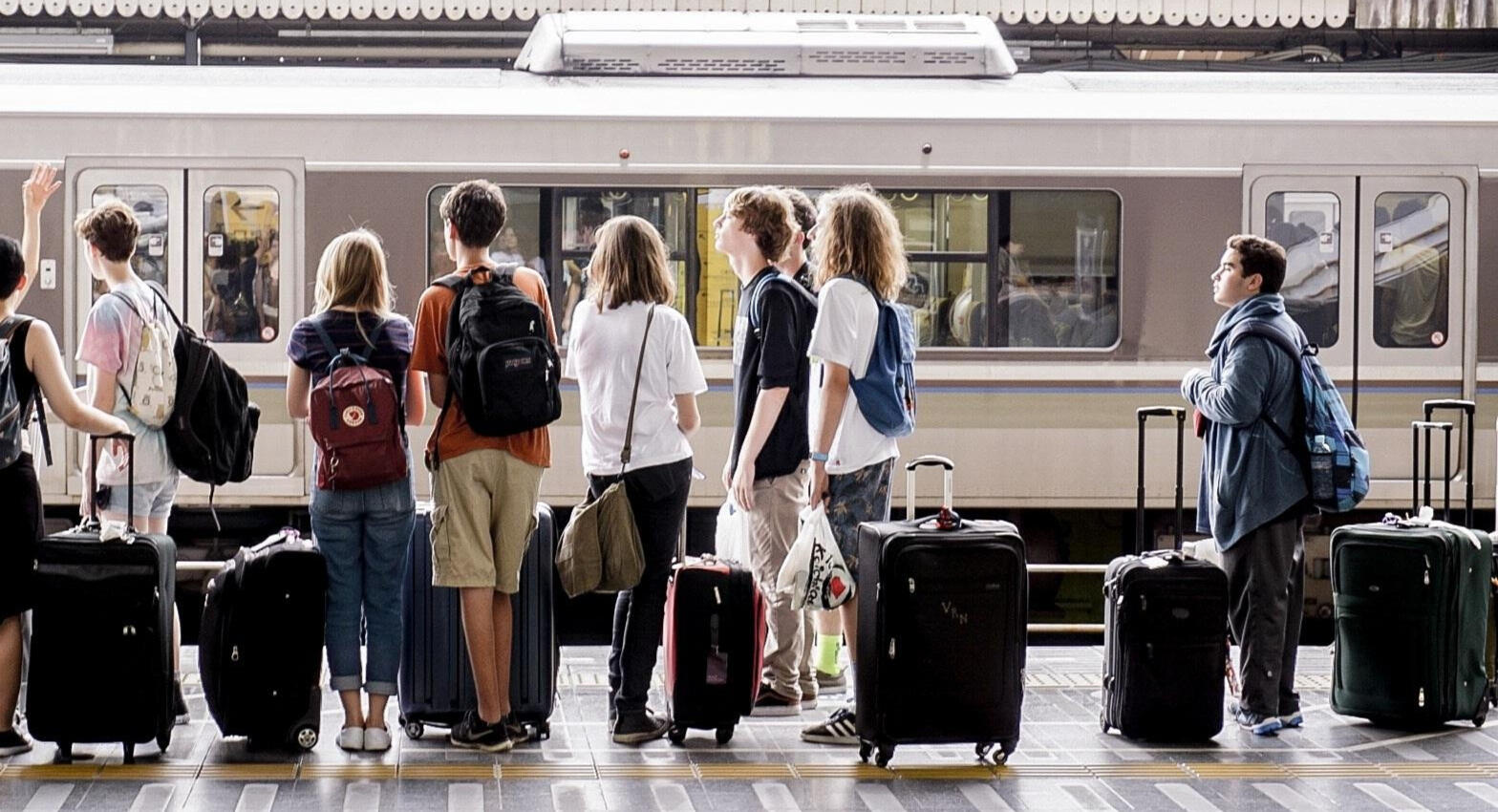 Track Luggage History with your airtag inside luggage airtag inside luggage